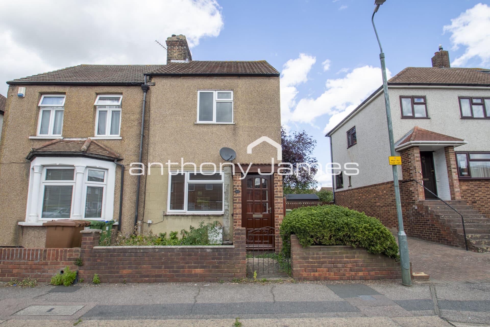 Rushdene, London