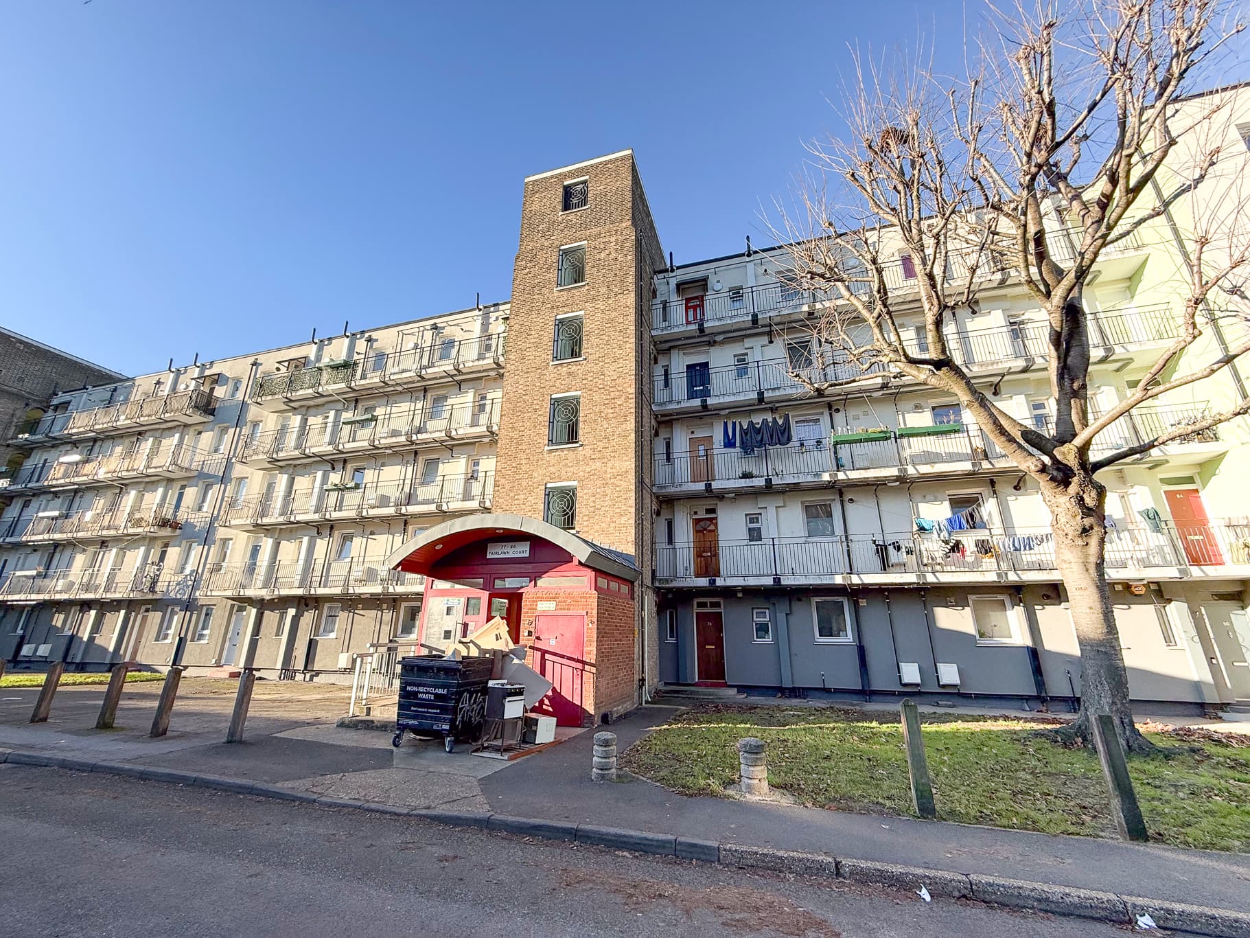 Fairlawn, London, SE7